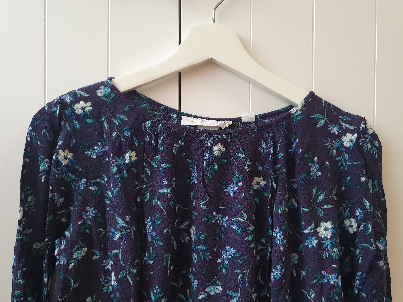 H&M Blusen: Florale Damenbluse dunkelblau XS/S – Neu (gemäss Beschreibung) aus Wetzikon ZH von FundusFuchs 1
