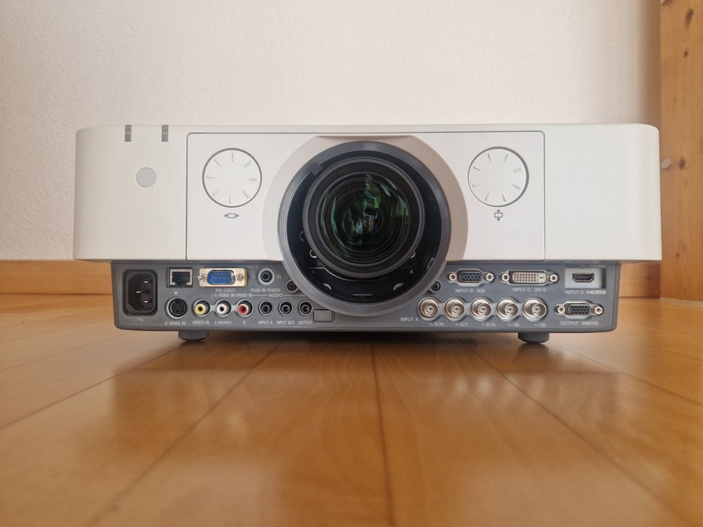 SONY VPL-FHZ55 | Kaufen Auf Ricardo