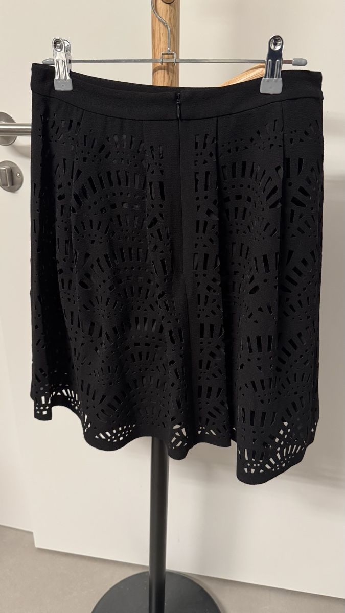 Röcke: Reiss Rock, Gr. 36, Schwarz, lasercut – Gebraucht aus Zürich von _luise_ 2