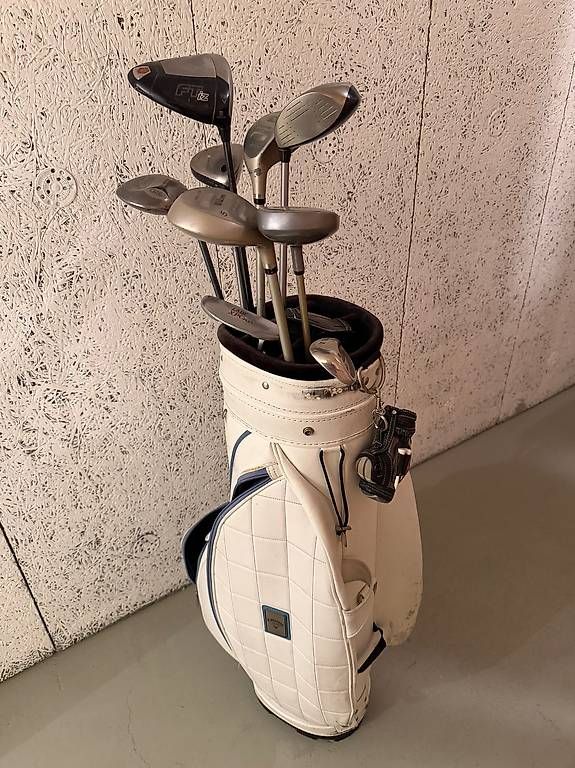 Borse: Golfbag weiss – Usato da Hergiswil NW venduto da salescreative 2