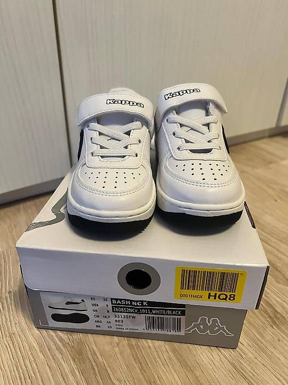Schuhe für Jungen: Vendo – Gebraucht aus Airolo von laz_hpy7
