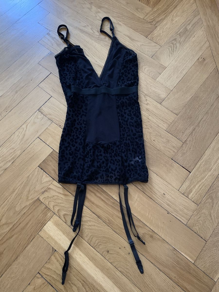 Altra biancheria intima: Robe nuisette avec porte jarretelle  – Nuovo e nell'imballaggio originale da Genève venduto da rez_c6c6 3