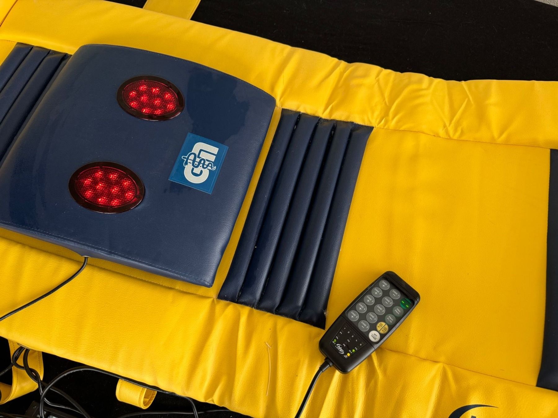 Dispositivi per massaggi: HHP oszillierende Massageliege – Usato da Gockhausen venduto da Porcini56 2