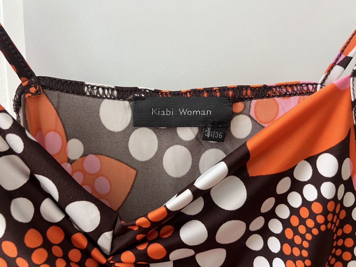 Top: Y2K ruffled top – Usato da Zürich venduto da mrck 1