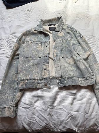 Zara Jacke