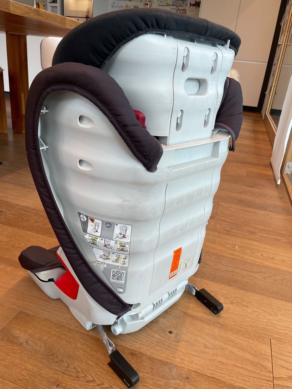 Britax Römer Seggiolini per auto: Römer Kidfix SL Kindersitz – Usato da Inwil venduto da sondymaster 3