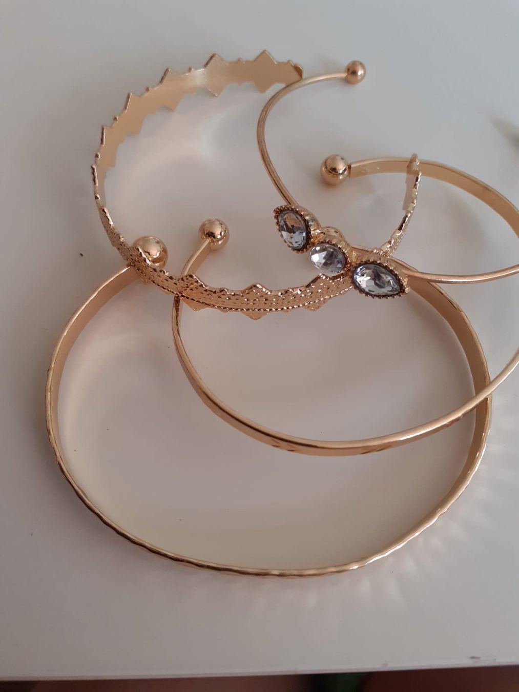 Bracciali & Braccialetti: 4 Armbänder – Nuovo e nell'imballaggio originale da Stansstad venduto da kam_5wgj 2