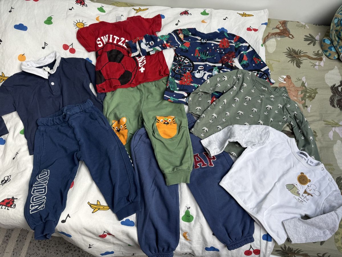 Zara Kleiderpakete & -sets: Clothes set size 80/86 – Gebraucht aus Blonay von art_7f87
