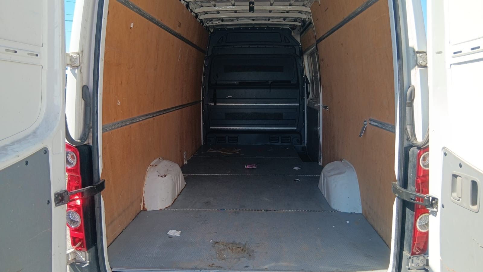 VW Veicoli commerciali: VW Crafter 2.0 TDI – Usato da Rebstein venduto da TonyRasta-Autohandel 6