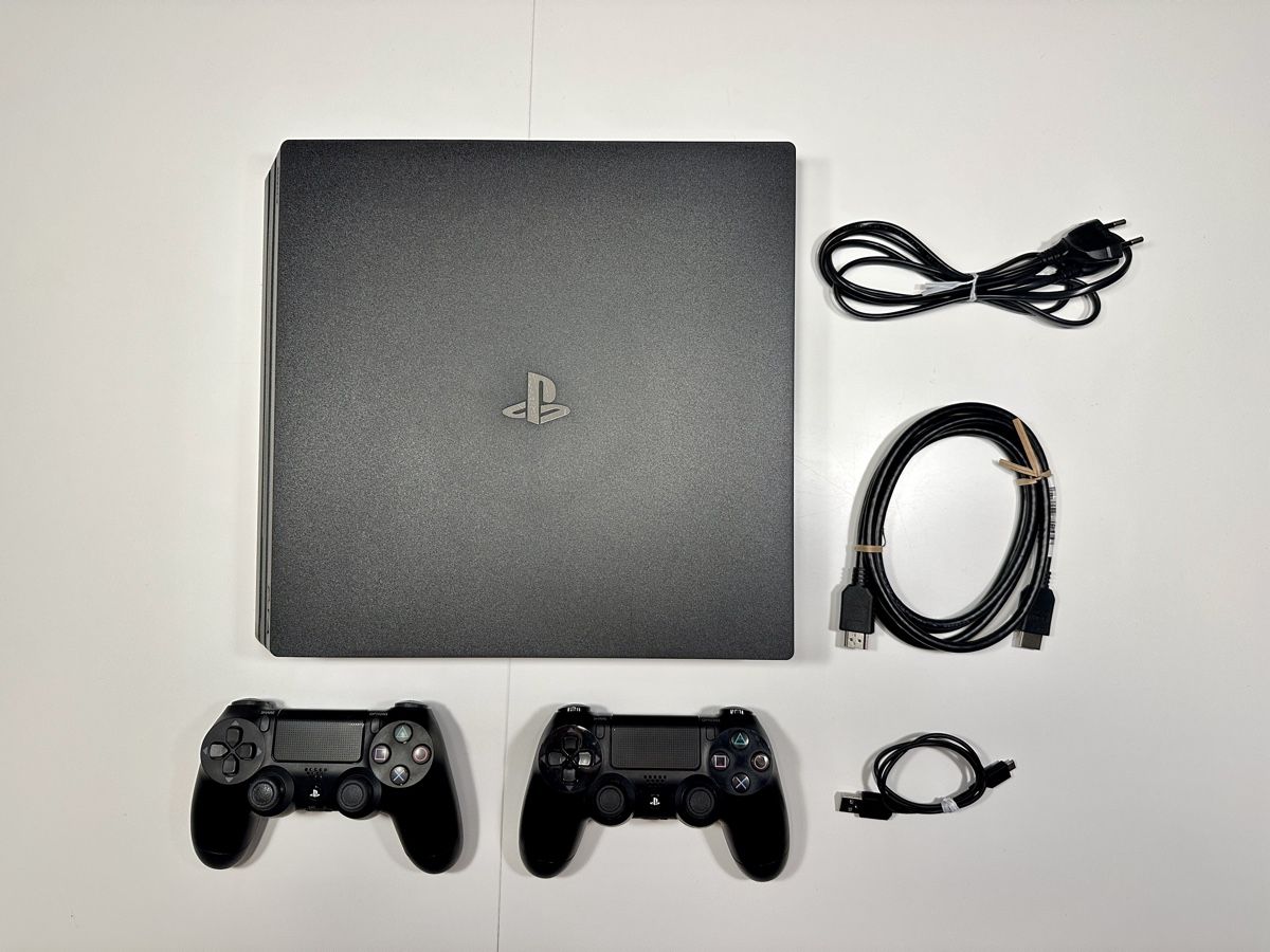 Sony Console: Sony Playstation 4 Pro 1TB / PS4 Pro inkl. 2 Controller – Usato da Schöftland venduto da heycheck 1