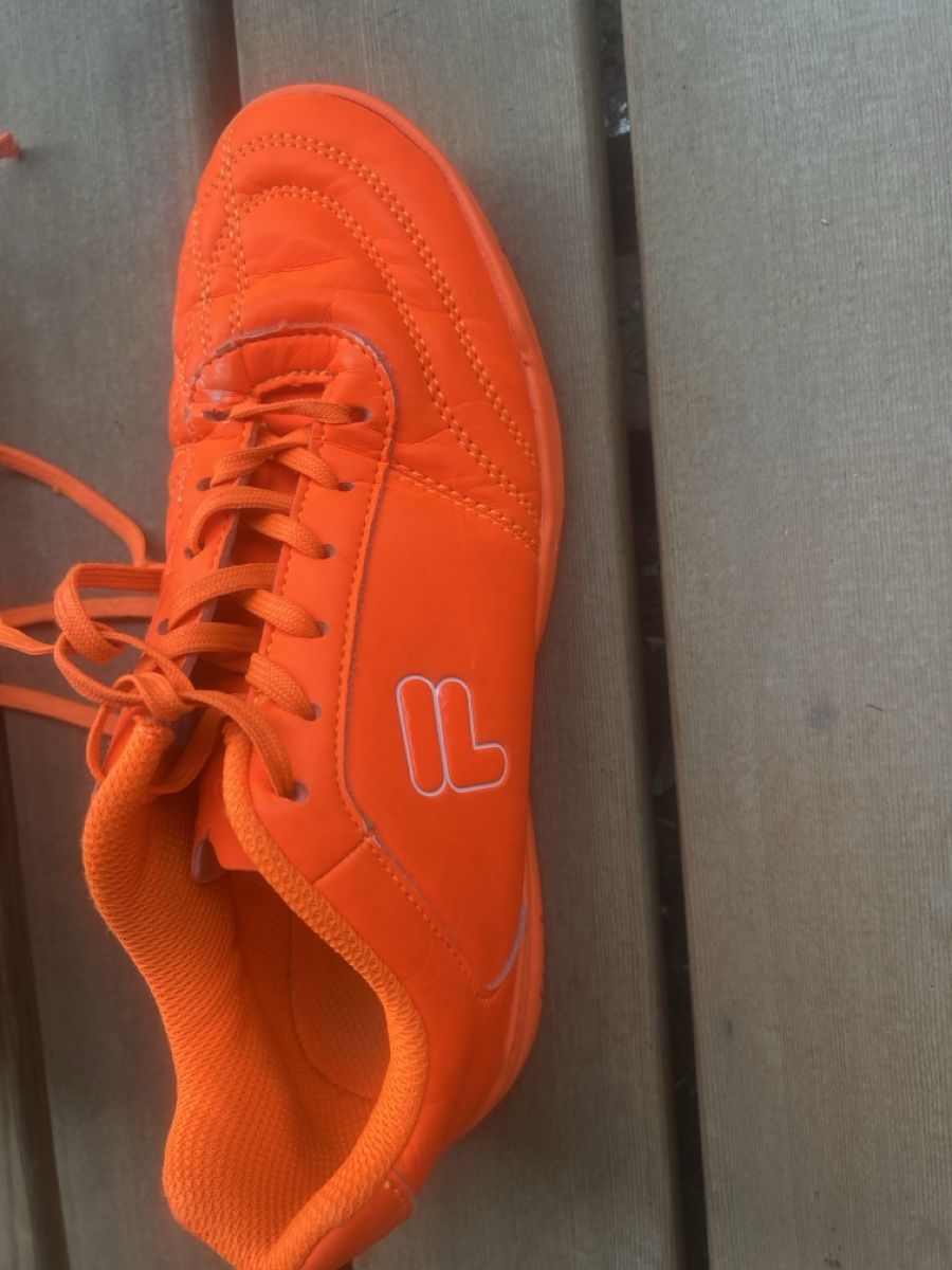 Fila Scarpe per ragazzi: Fila Hallenturnschuhe Grösse 36 – Usato da Uster venduto da fam_z8zj 2