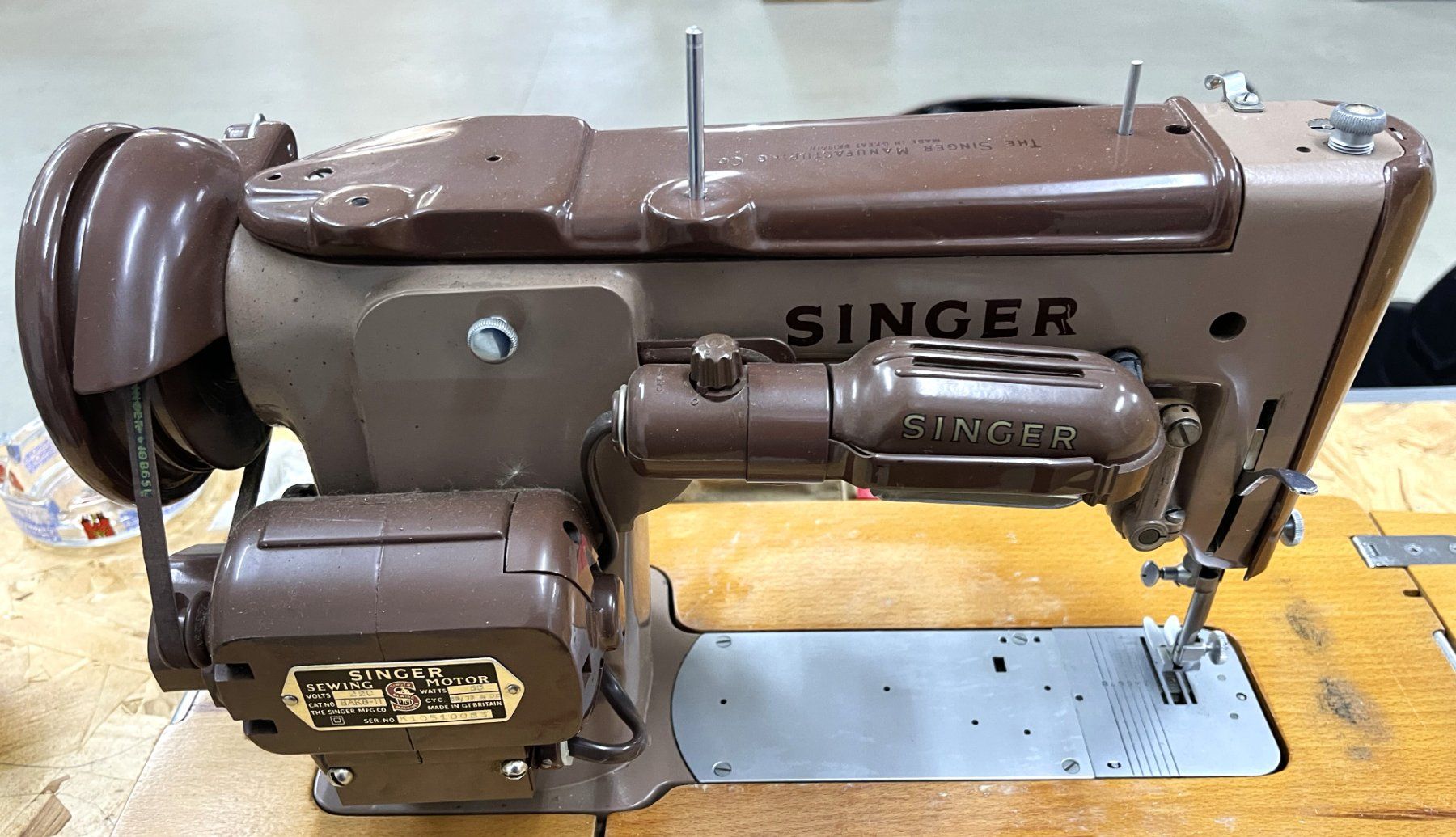Singer Nähmaschinen: Vintage Singer 320K Nähmaschine – Gebraucht aus Oftringen von vuc_frq6 4
