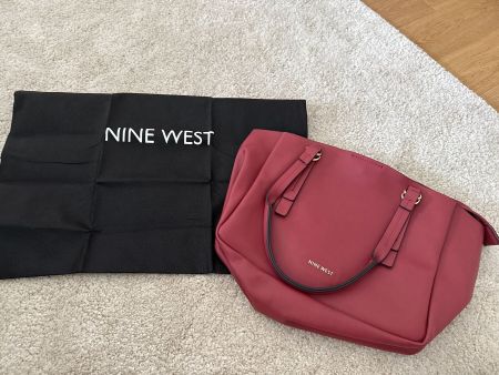 NEU! Nine West Handtasche mit Staubbeutel