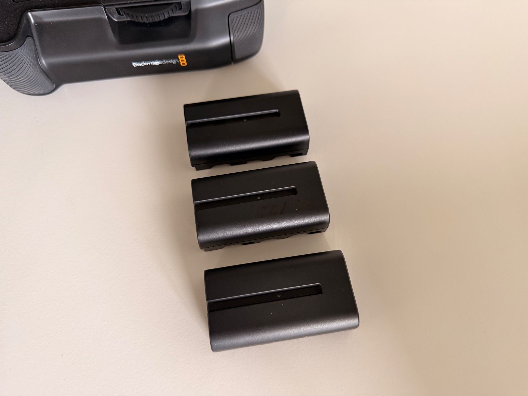 Blackmagic Camcorder: Blackmagic Pocket Cinema Camera 6K Pro – Gebraucht aus Gebenstorf von bigtom1212 5
