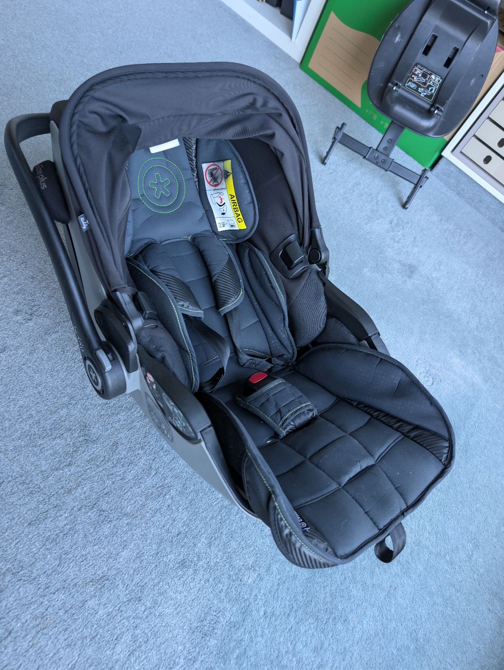 Kiddy Seggiolini per auto: Kiddy Babyschale mit Isofix-Basis, 45-83cm – Usato da Weissbad venduto da Binggi89 4