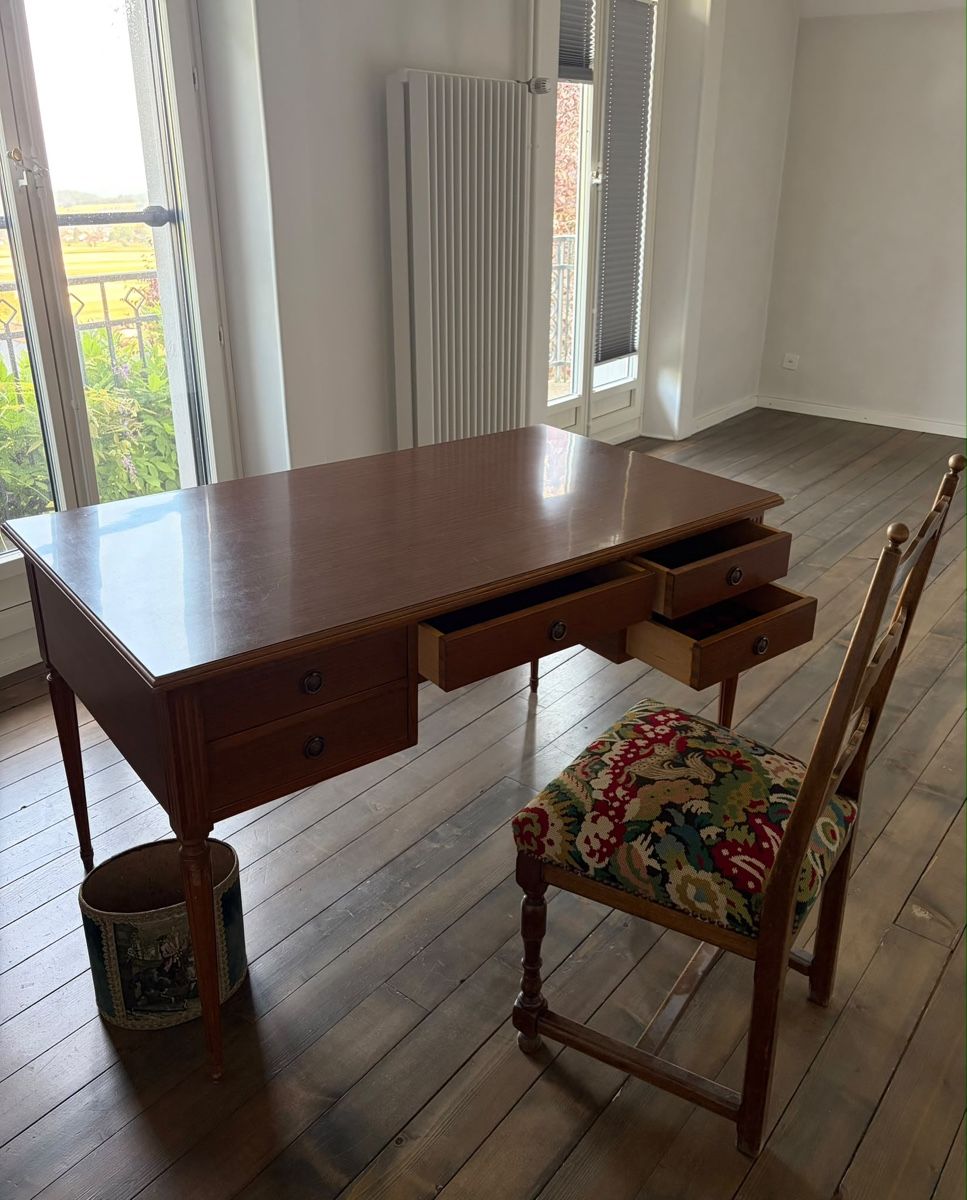 Schreibtische: Joli bureau vintage  – Gebraucht aus Neuchâtel von louissiffert