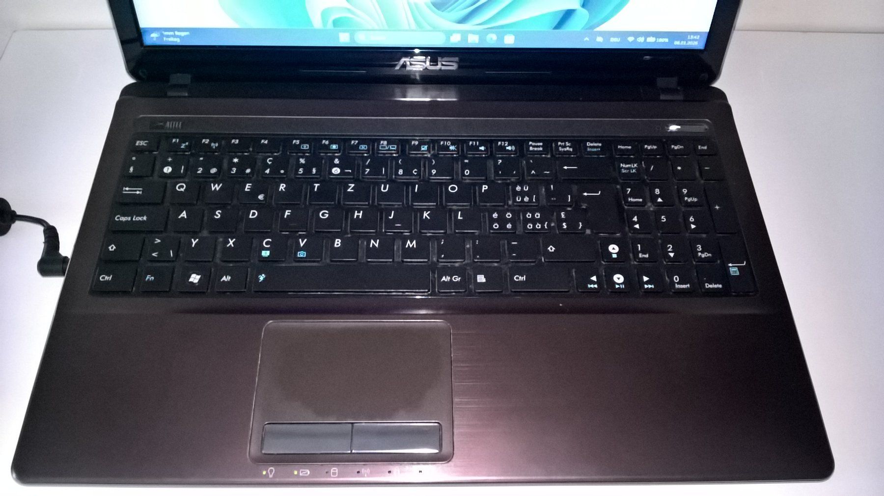 Asus Notebook: Asus K53S Core i7 Windows 11 Pro 25H2 – Usato da Buchs SG venduto da johjo01 1