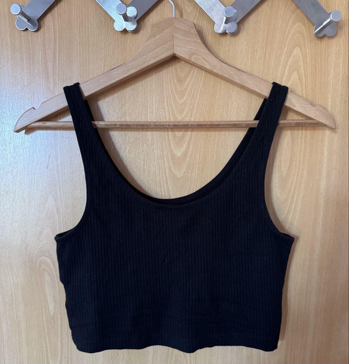 Monki Top: Schwarzes Rippen-Top – Nuovo (secondo la descrizione) da Ins venduto da maximal_30CHF 1
