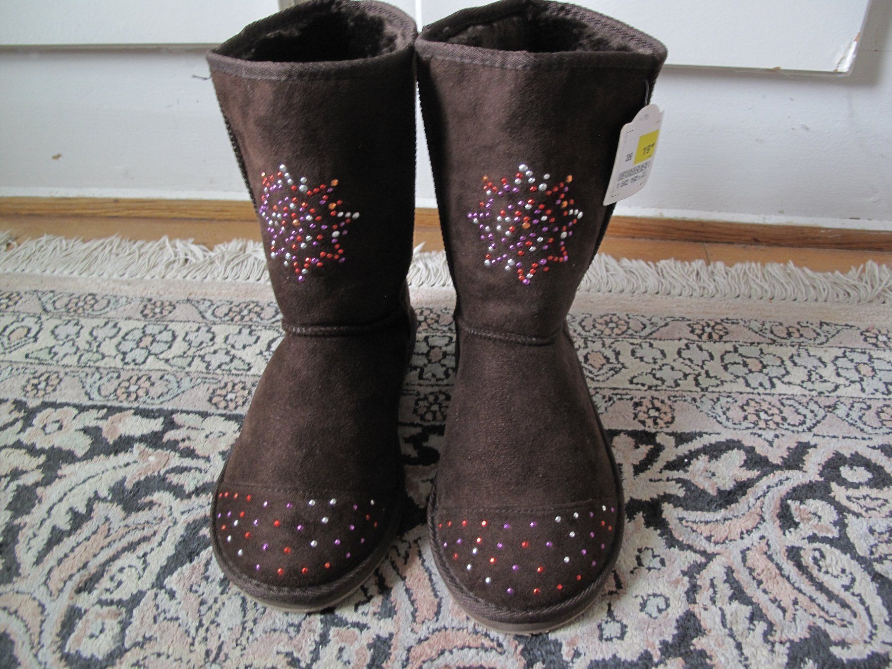 Schuhe für Mädchen: Nigelnagelneu  Gr.36-37 – Gebraucht aus glarus von Engel_888