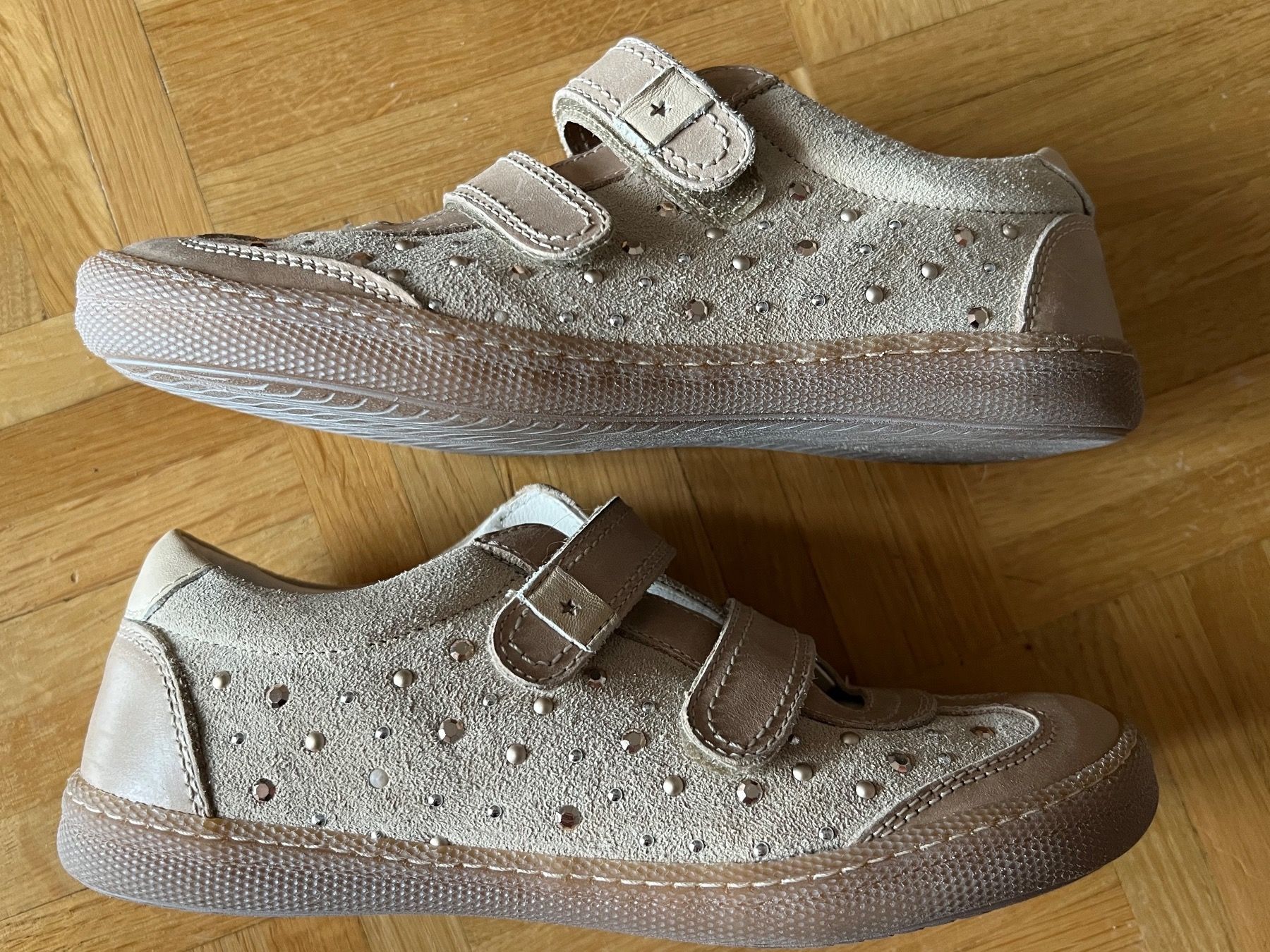 Primigi Schuhe für Mädchen: Primigi Turnschuhe, Gr. 34 – Gebraucht aus Kilchberg ZH von Von_dutch 1