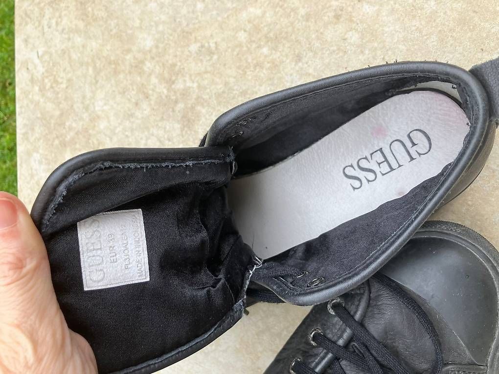 Scarpe da donna: Sneaker GUESS Schuhe Gr. 39 – Usato da Sins venduto da Icezeit0 1