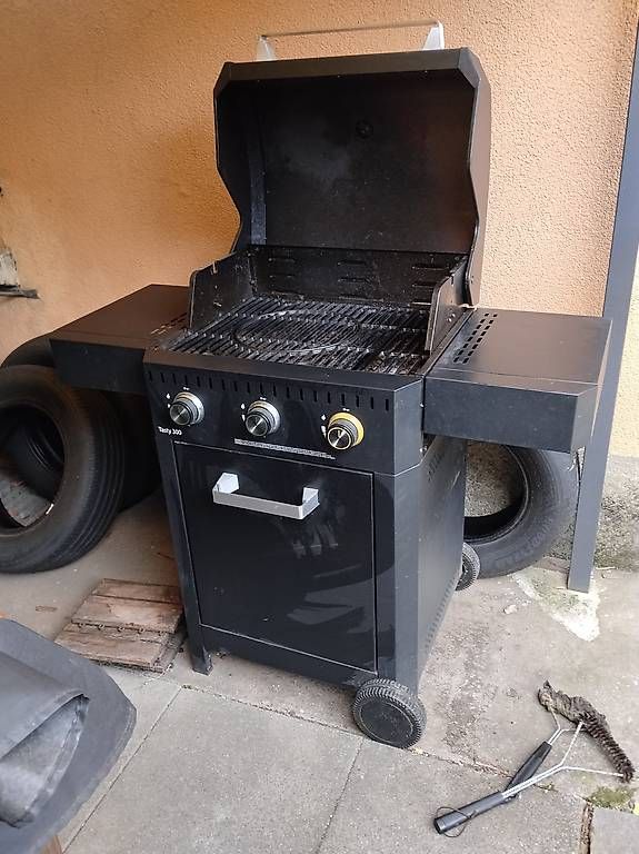 Griglie: Grill a gas – Usato da Bellinzona venduto da robertodiapason