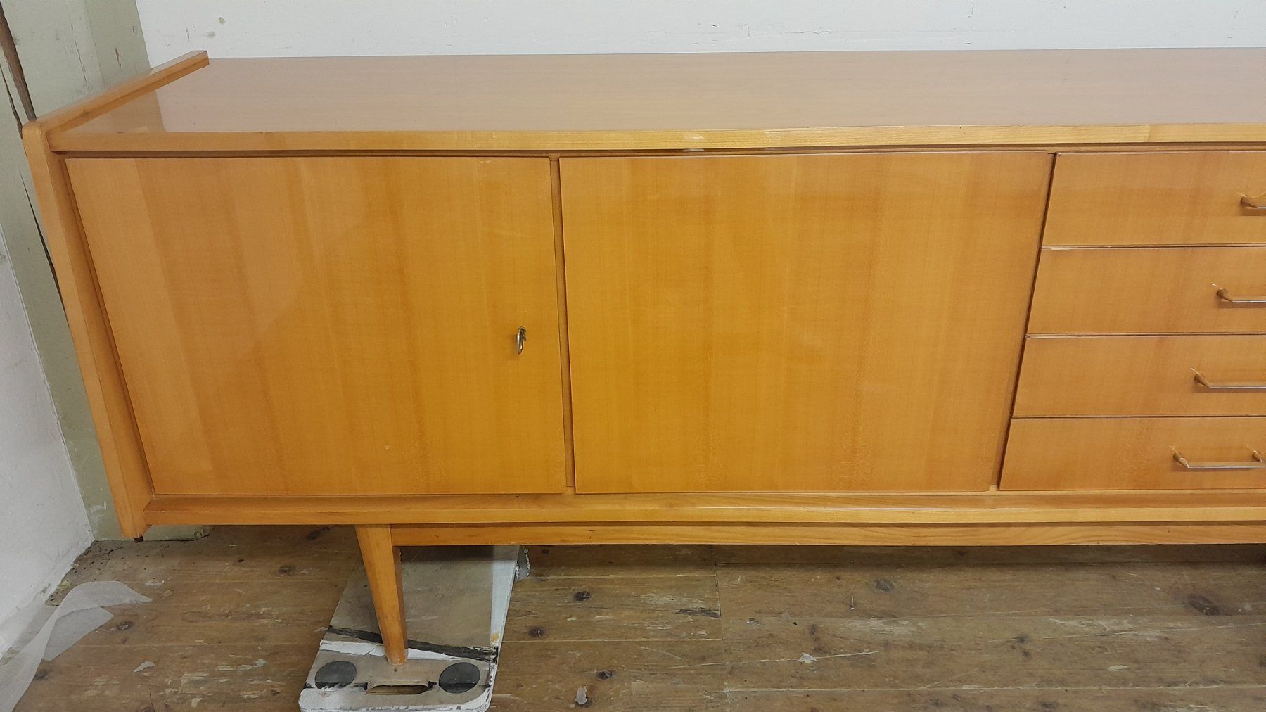 Cassettiere: Sideboard lackiert, 60er Jahre – Usato da Hittnau venduto da v-v-onlineverkauf 1