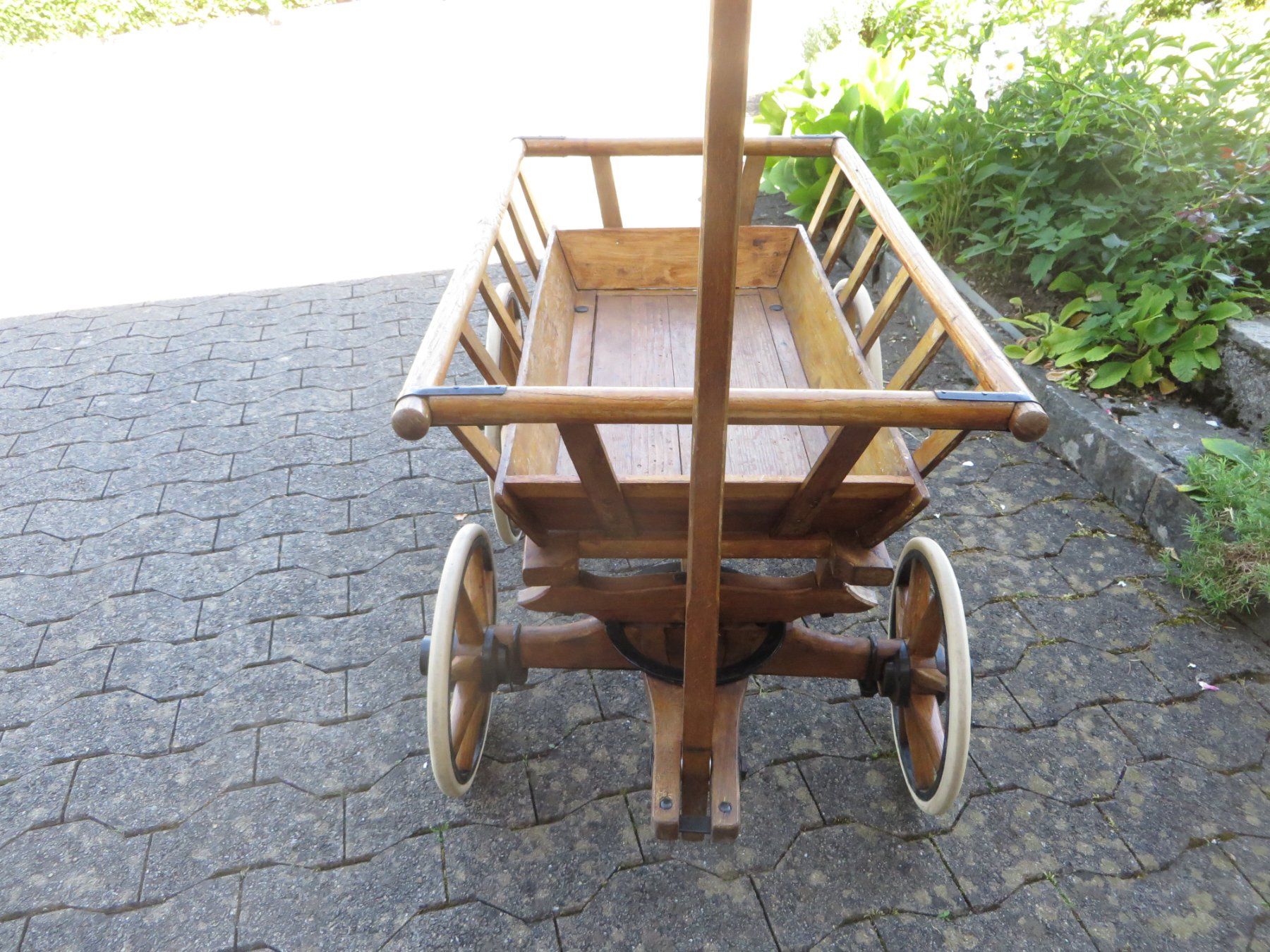 Carrelli di trasporto: Nr. 9 Neu restauriertes Leiterwägeli / Leiterwagen – Usato da Ermenswil venduto da lodero 3