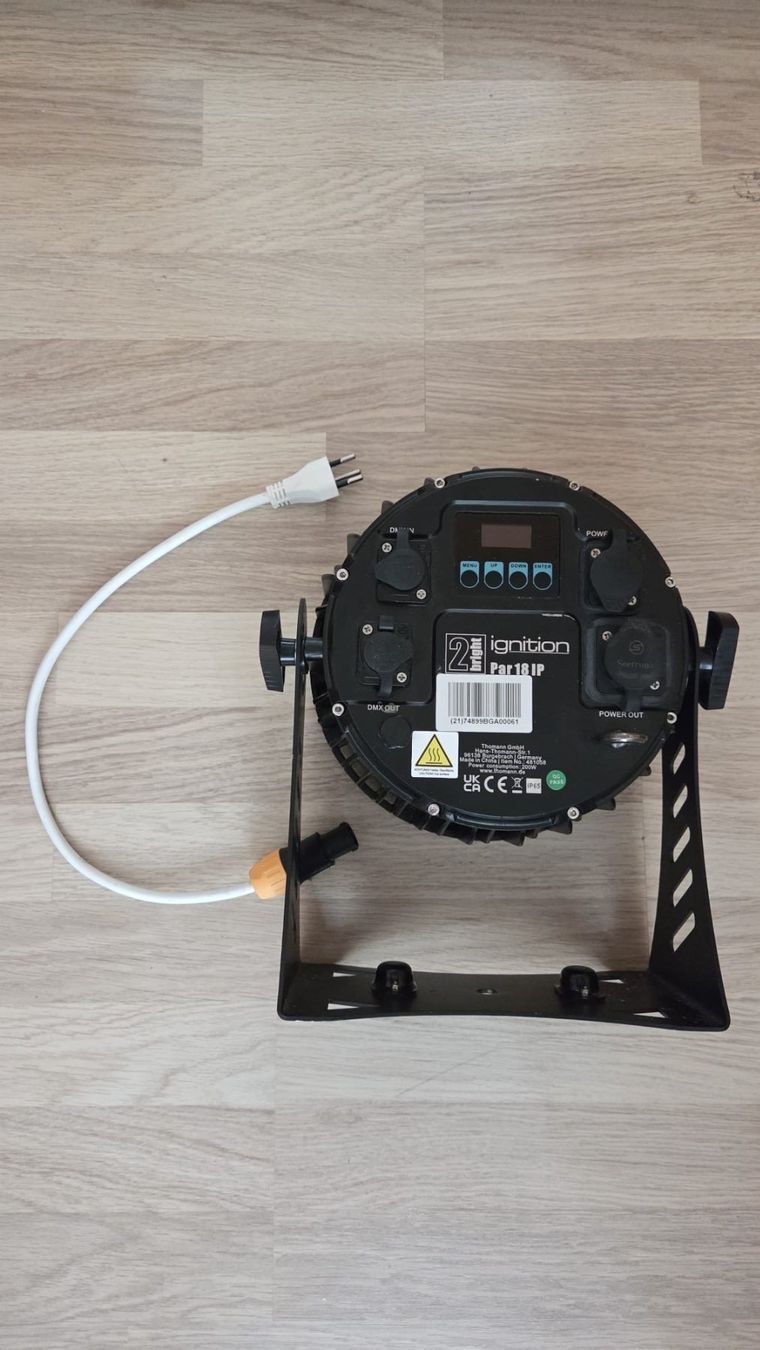 Lampade: Veranstaltungstechnik – Usato da Künten venduto da bohan 2