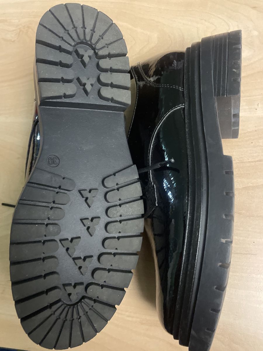 Graceland Chaussures femmes: Neue Glanz Halbschuhe Gr.39 – Neuf (Voir description) à Obergerlafingen par cabo4 2