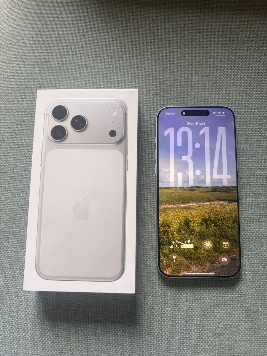 Apple Handys / Smartphones: iPhone 17 pro Max argent - mai 2026 – Neu (gemäss Beschreibung) aus Genève von SultansOfTone