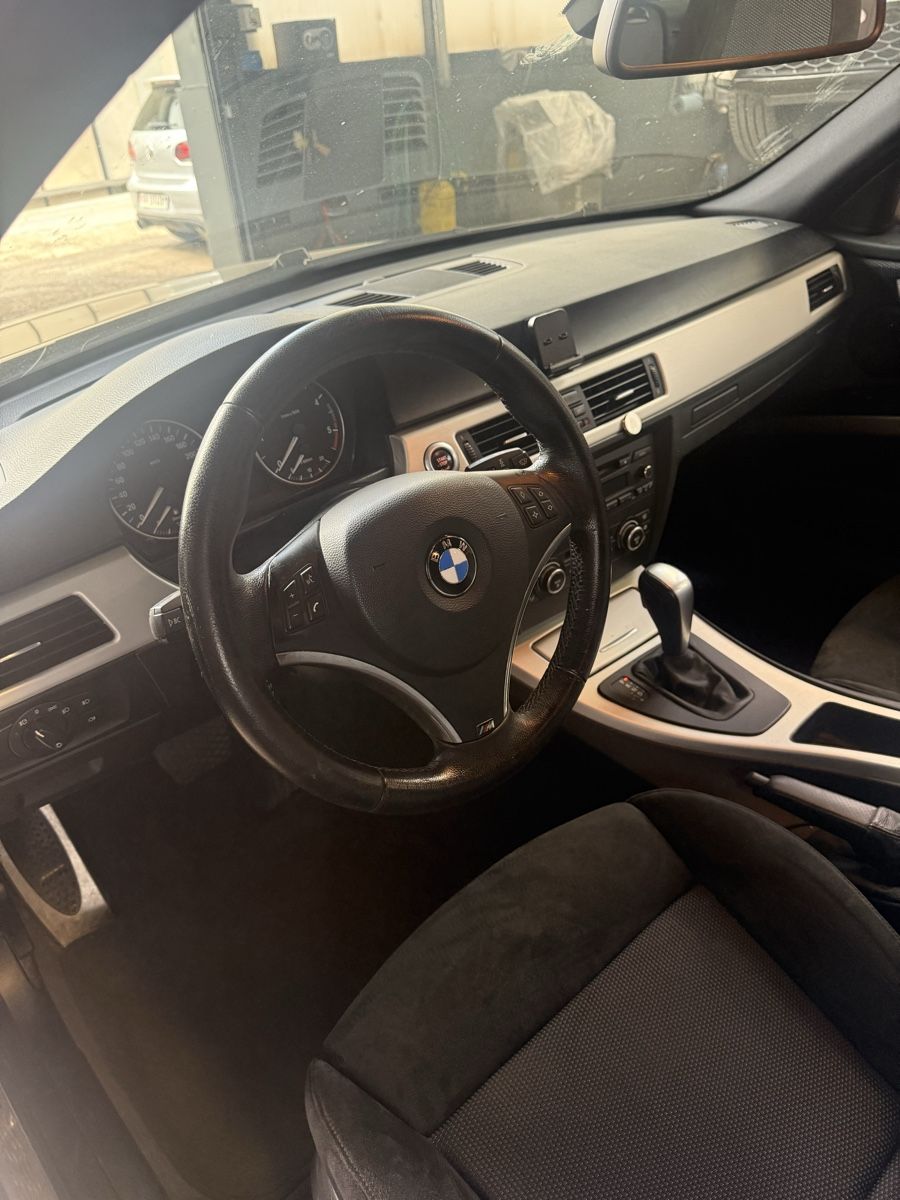 BMW Autos: BMW 320d automatique – D'occasion à Fribourg par inf_n9kg 6