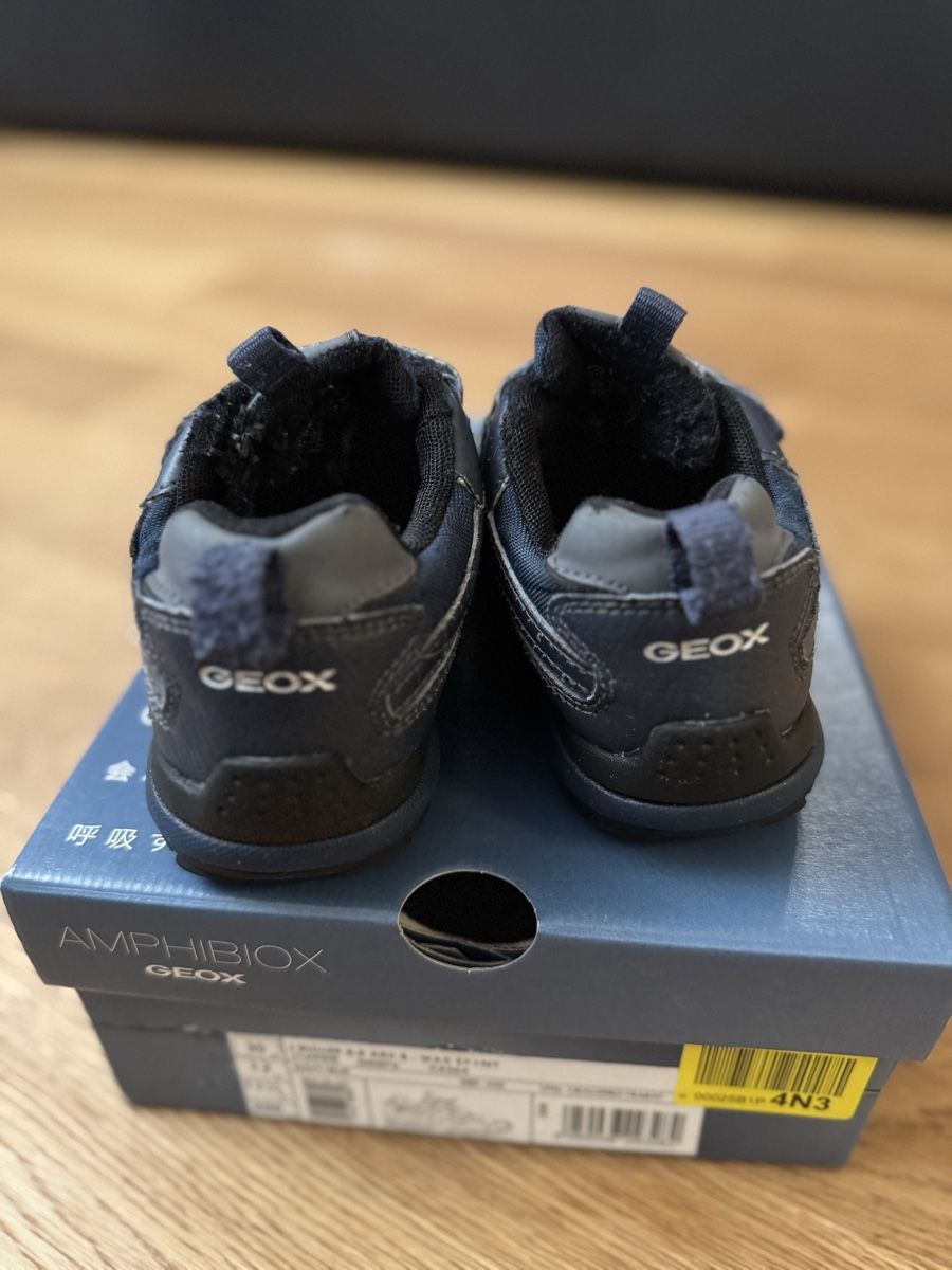Geox Scarpe per ragazzi: Geox Schuhe Gr. 30 – Usato da Genthod venduto da Tidus04 1