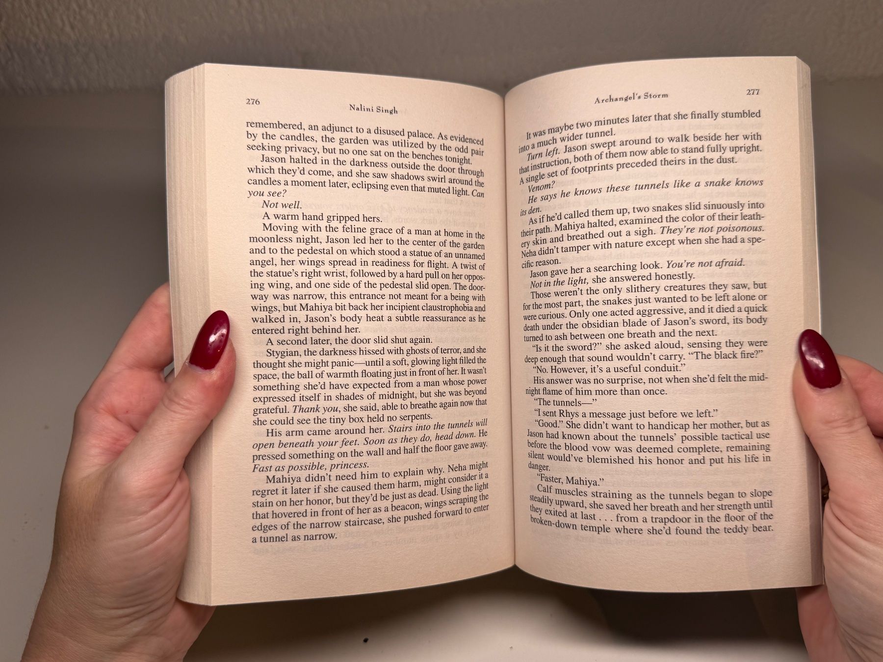 Bücher: NOVEL: Nalini Singh, Archangel's Storm – Gebraucht aus Grosswangen von English_books 8