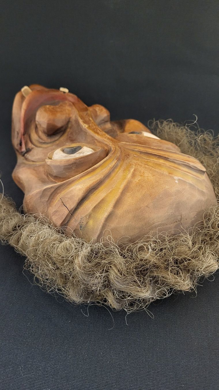Altro in Antiquarato & Arte: Handgearbeitete Holzmaske Wallis??? – Usato da Basel venduto da spinne02 3