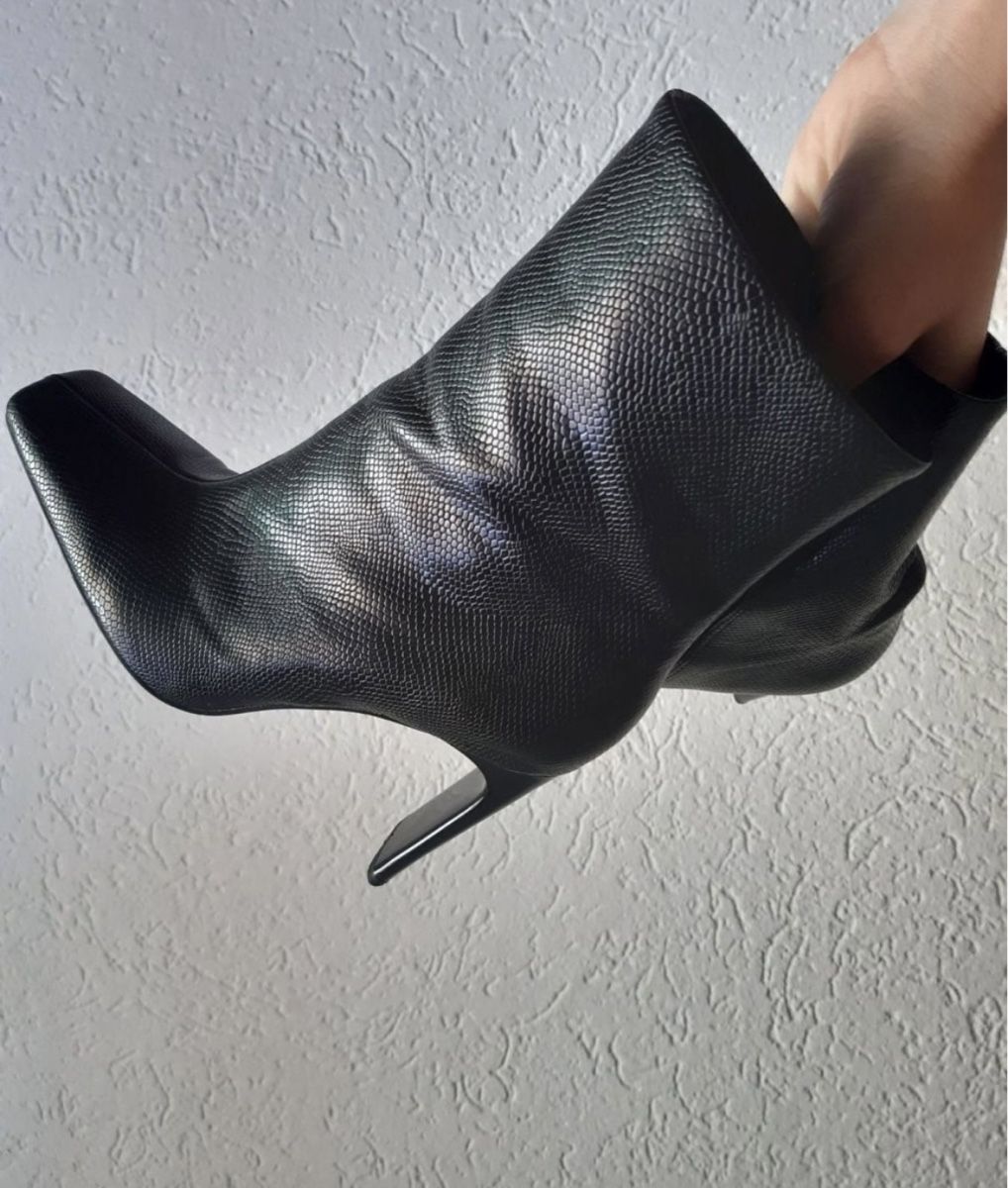 Scarpe da donna: Zara Stiefeletten EU39 – Nuovo (secondo la descrizione) da Luzern venduto da Suneha 5