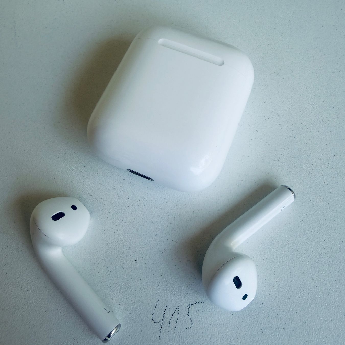 Apple Casques audio: Original Apple AirPods 2 Gen. Wireless Kopfhörer & Case – D'occasion à Basel par MY.AIRPODS.SHOP 6