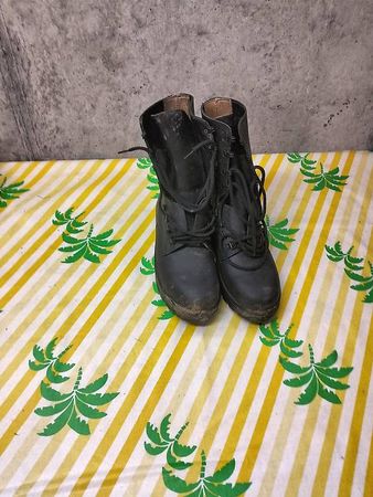 Fast neu Wander Schuh gr 46 Kampfstifel 90