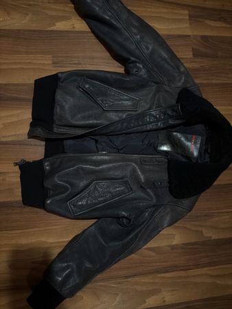 Prada Lederjacke mit Schaffellkragen schwarz Echtleder