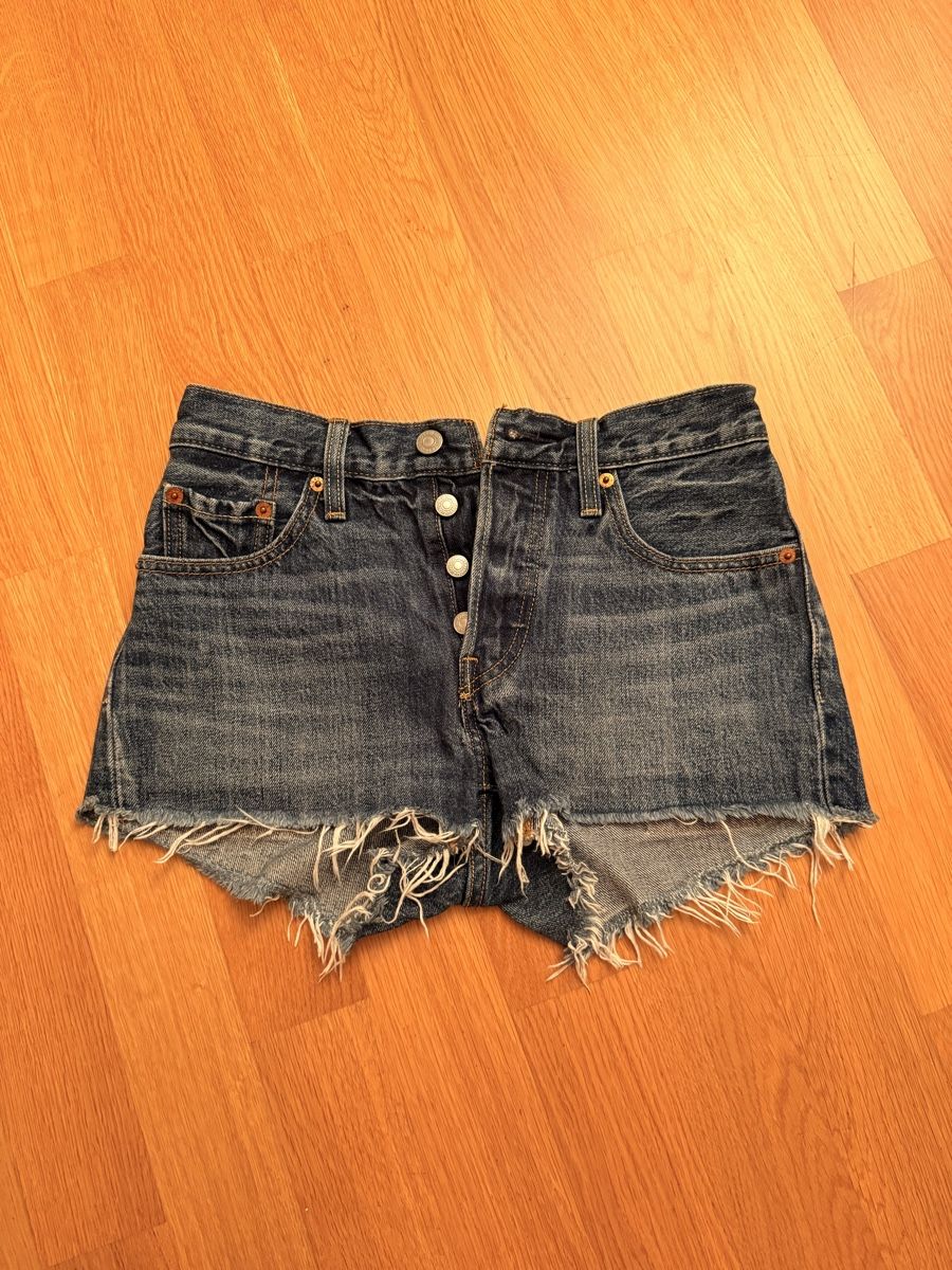 Levi's Hosen: Levis shorts – Gebraucht aus Zürich von smk_mh2n 1