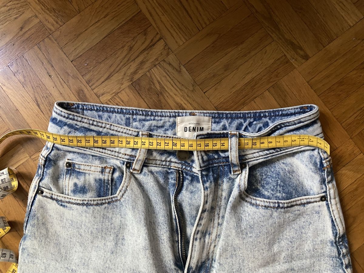 Sezane Jeans: Sézane jeans le cop  – D'occasion à Lausanne par lau_8vk7 2