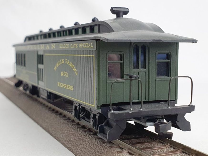 Athearn Modelleisenbahnen: Athearn ? Union Central Pacific Pullman "Wells Fargo" DC/H0 – Gebraucht aus Seon von voAllBah 4