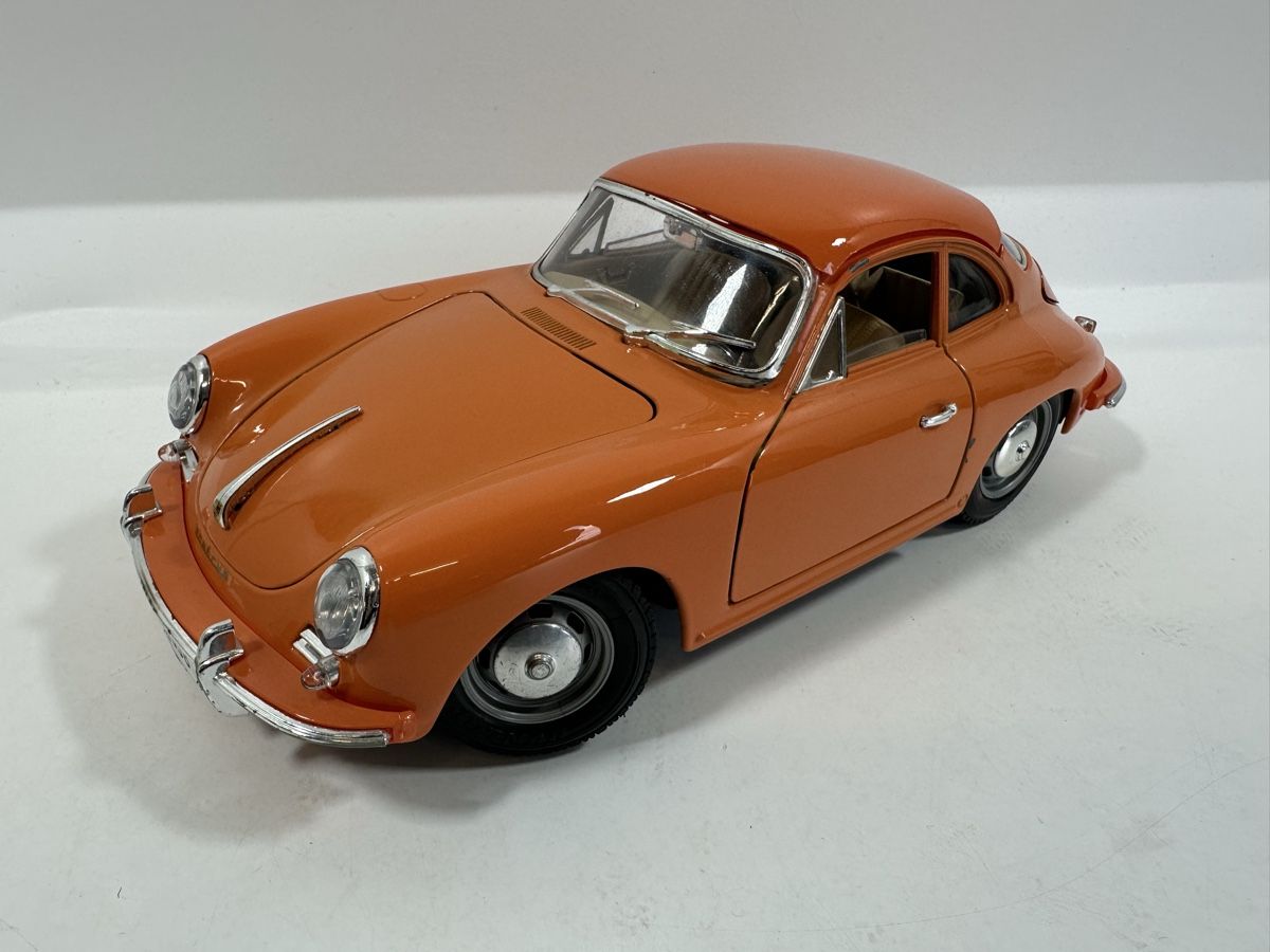 Bburago Modellautos: Porsche 356 B 1:18, orange, BBURAGO – Gebraucht aus Zofingen von rf9_x2xt 1