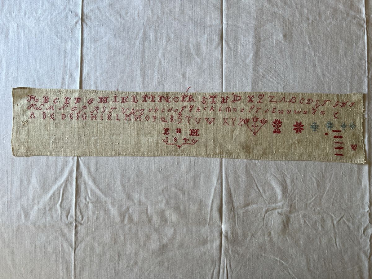 Stoffe: Gesticktes ABC von 1840 – Gebraucht aus Rueun von cnu_8fur
