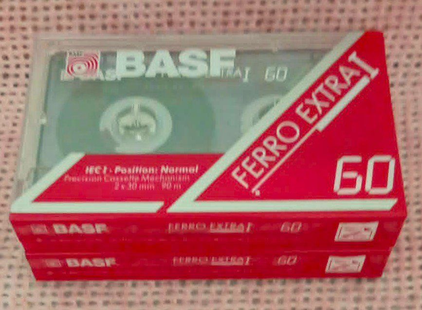 Cassettes audio: BASF Ferro Extra I 60 / 2 x cassettes MC 1991/93 - scellées – Neuf avec emballage d'origine à Le Locle par borgespatricia 1