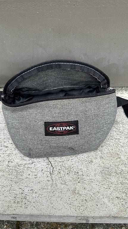 Borse: Eastpak Bauchtasche – Usato da Veltheim AG venduto da KimiSinger 1