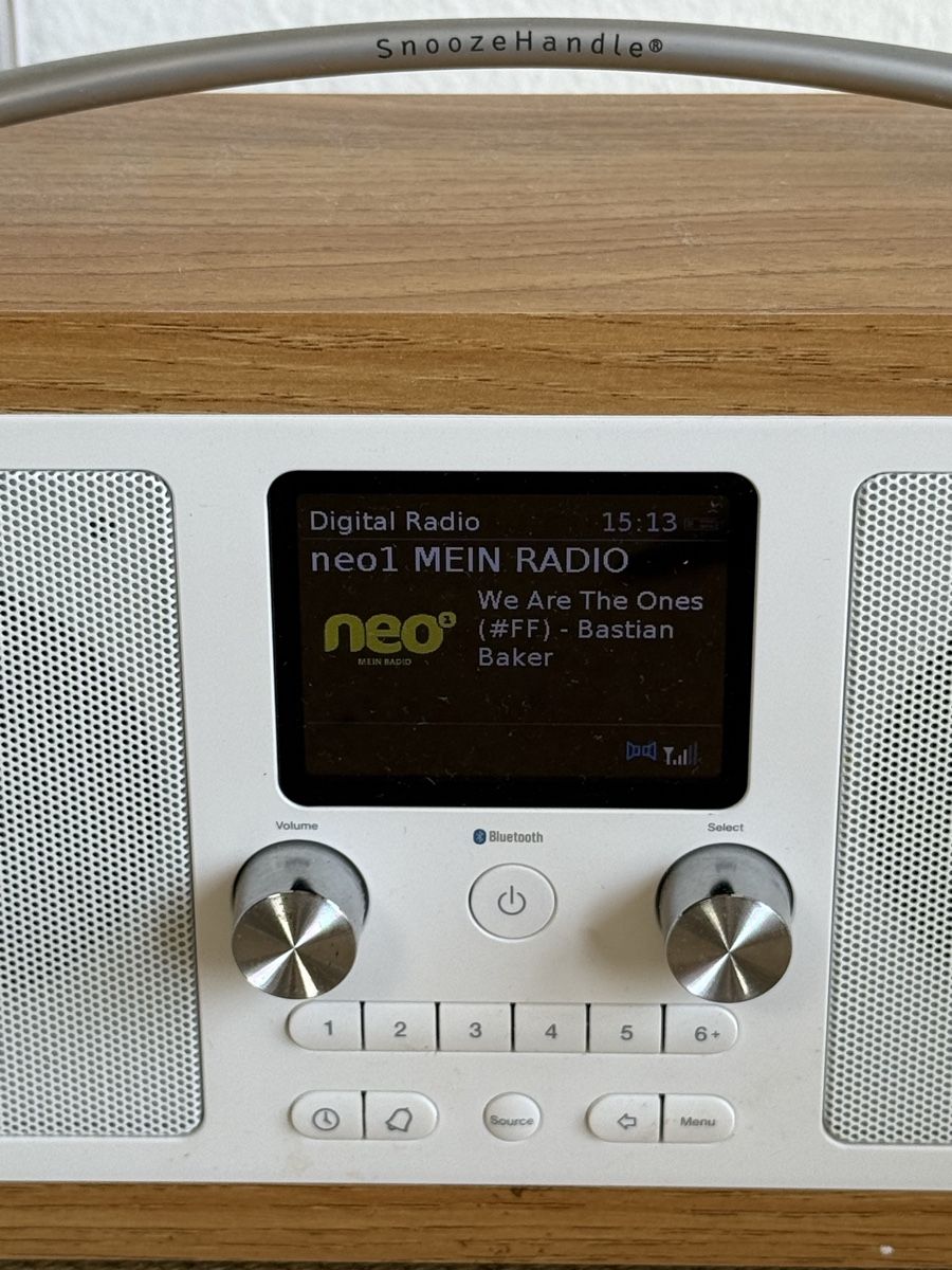 Radios: PURE Evoke H6 Digitalradio DAB+ mit Bluetooth  – D'occasion à Konolfingen par petzipetz 1