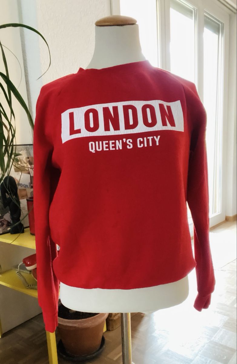 Maglioni & Felpe: Pullover Queen city London  – Usato da Moutier venduto da Happyvidedressing