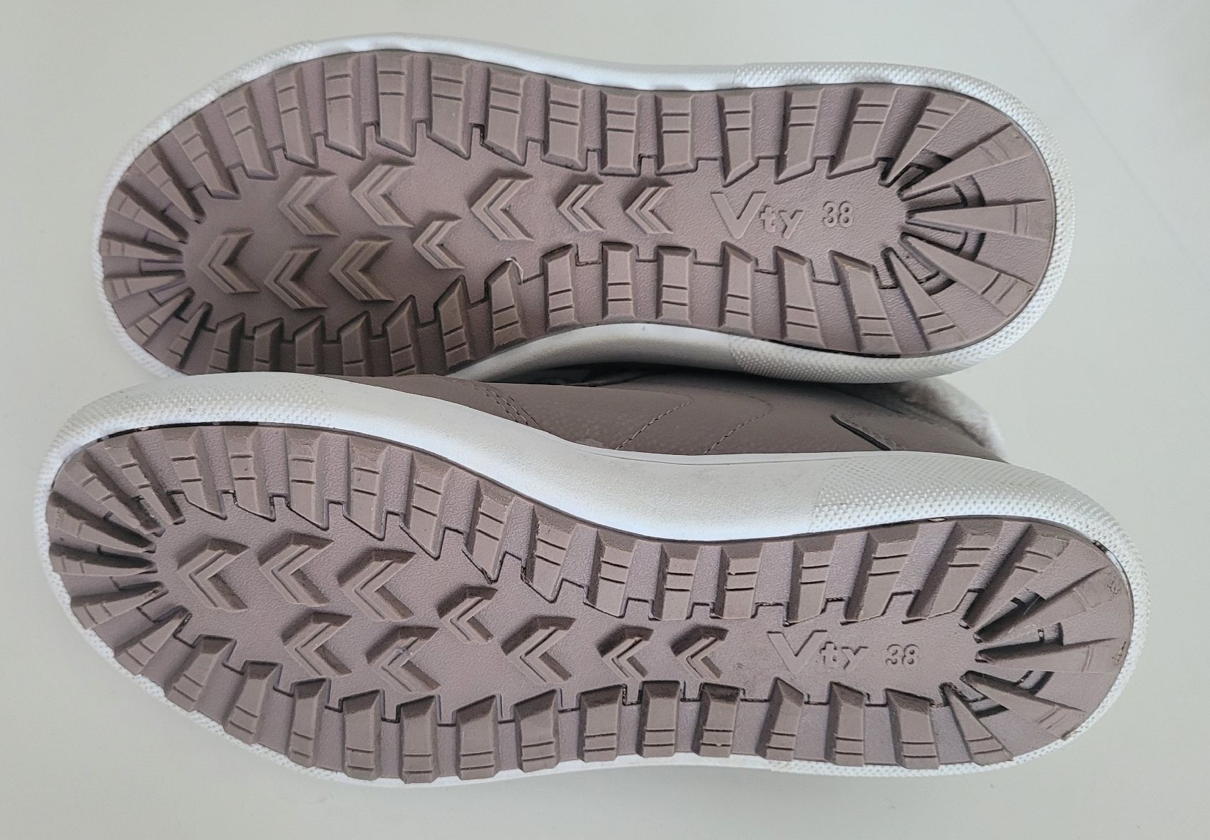 Scarpe da donna: Bottines montantes fourrées - taille 38 – Usato da Morges venduto da PascRoch 3