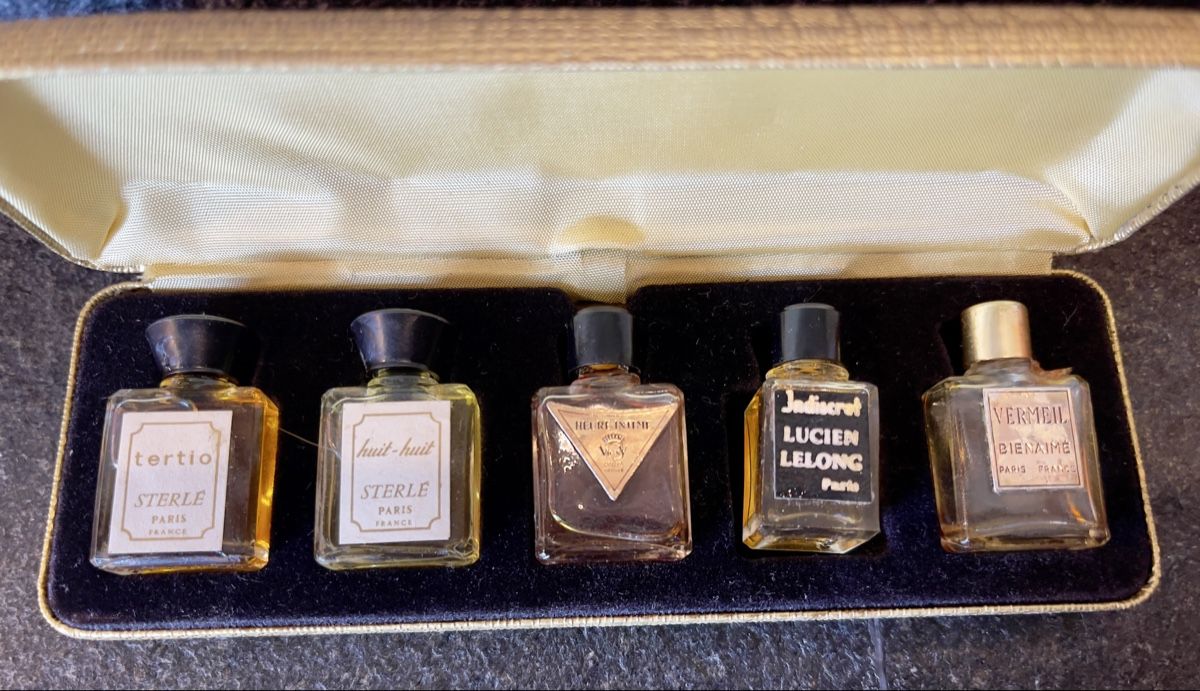 Parfums & Eau de Toilette: Parfüm miniaturen – D'occasion à Tschingel par ral_8j8x 3